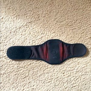 Nike  iPod armband new missing box